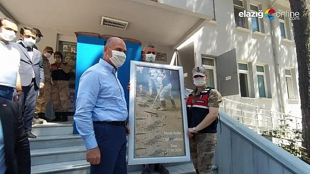 Bakan Soylu o kadın astsubay ile buluştu