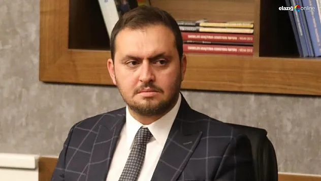 Başkan Selmanoğlu'ndan 6 Şubat mesajı: 'Elazığ bölgedeki yaralara merhem oldu'