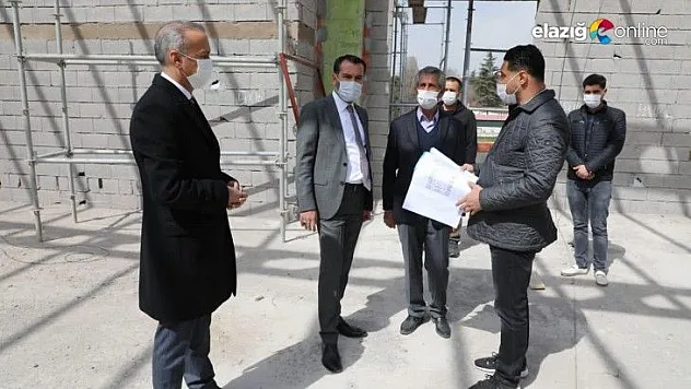 Başkan Şerifoğulları yapımı süren projeleri yerinde inceledi