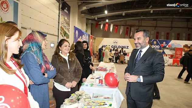 Elazığ'da AileFest Coşkusu: Başkan Şerifoğulları'ndan Genç Çifte Nikah Sürprizi