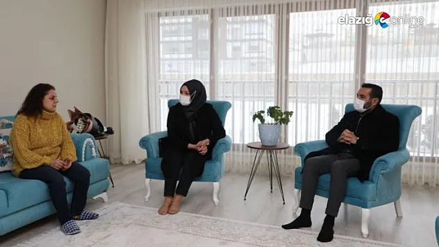 Başkan Şerifoğulları'ndan depremzede ailelere taziye ziyareti