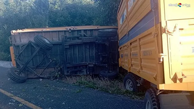 Biçerdöver ile traktör çarpıştı! 2 yaralı