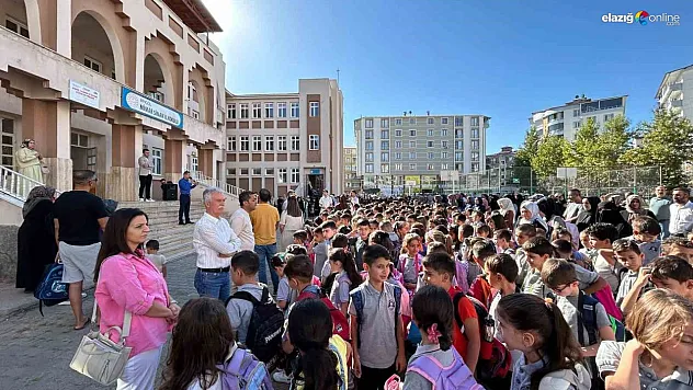 Bingöl'de 60 bin öğrenci ders başı yaptı