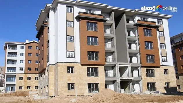 Binlerce modern deprem konutu hızla yükseliyor
