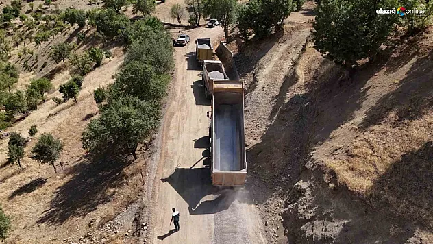 Elazığ İl Özel İdaresi'nden Bölgeye Hayati Dokunuş: Güvenlik Yolu Tamamlanıyor!