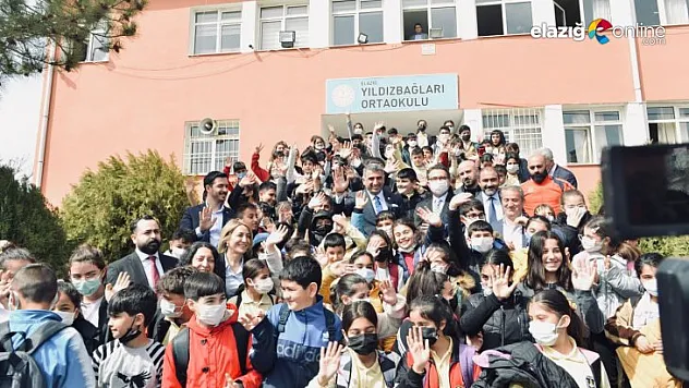 Büyük sevinç yaşayan öğrencilerden Başkan Yavaş'a teşekkür