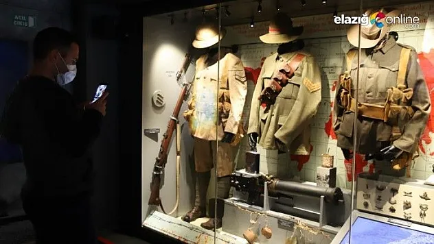 Çanakkale Savaşları Mobil Müzesi'nin 40'ıncı durağı Elazığ oldu