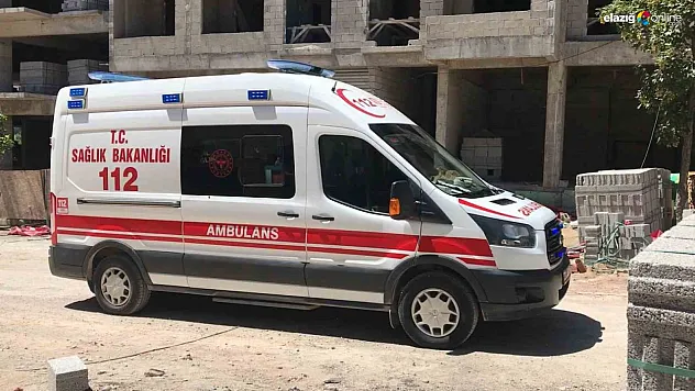 Elazığ'da asansör boşluğuna düşen işçi ağır yaralandı