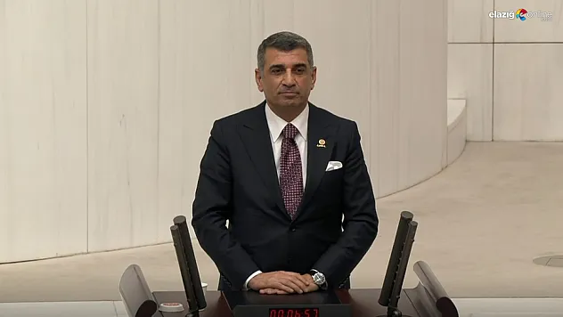 CHP'li Gürsel Erol'dan TBMM Genel Kurulu'nda Sessiz Protesto!
