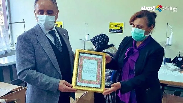 Covid-19'la mücadelede görev alan okullar ödüllendirildi