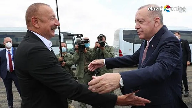 Cumhurbaşkanı Erdoğan, Fuzuli'de Aliyev tarafından karşılandı
