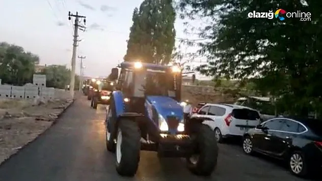 Damat çiftçi olunca düğün konvoyunu traktörler oluştu