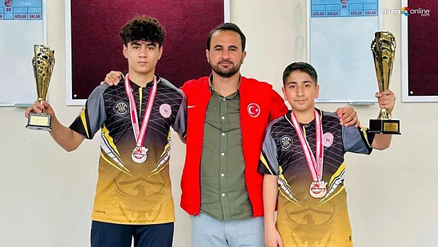 Dart Türkiye Şampiyonası'nda Elazığ Rüzgarı: 6 Madalya ve 2 Kupa!