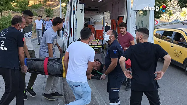 Dengesini kaybederek uçurumdan düşen genç yaralandı