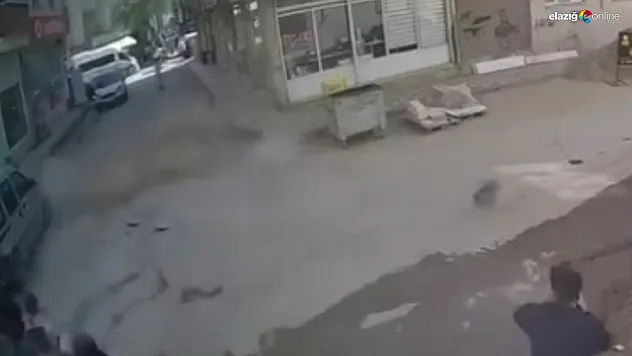 Elazığ'da Depremle Gelen Korku: 5,9'luk Sarsıntıda Molozlar Kadının Yanına Düştü!