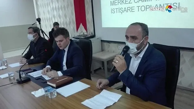 Depremde hasar alıp yıkılan cami için istişare toplantısı düzenlendi