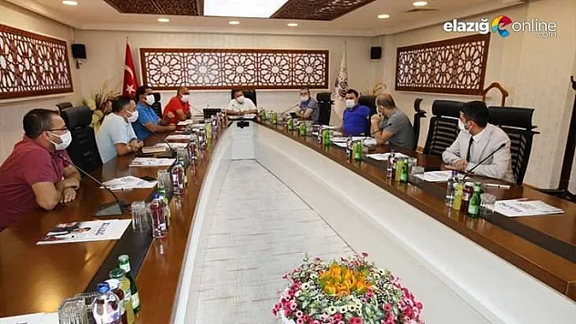 Depremzedelere Yönelik İnşa Edilen Konutların Altyapı Çalışmaları Masaya Yatırıldı