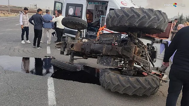 Diyarbakır'da otomobil ile traktör çarpıştı: 1 yaralı