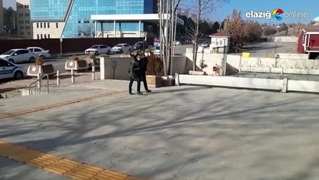 Dolandıracaklarını internetten bulan 28 suç kayıtlı şüpheli yakalandı