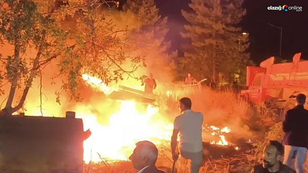 Düğün salonu yakınında çıkan yangın paniğe neden oldu