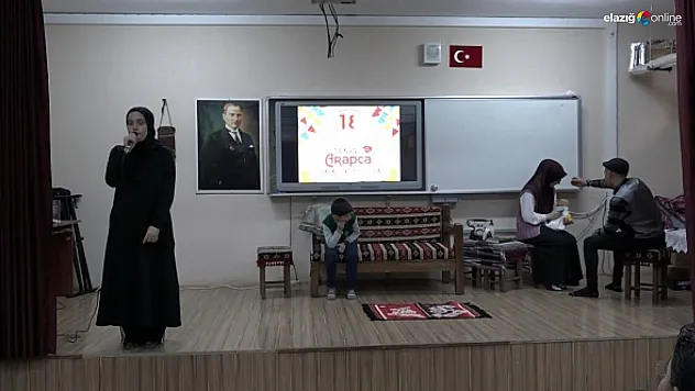 Dünya Arapça Günü dolayısı ile öğrencilerden arapça tiyatro ve şiir dinletisi