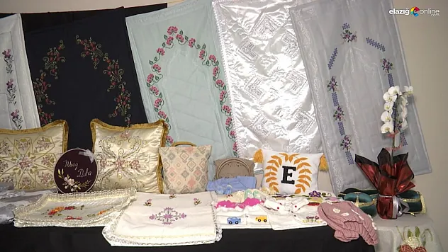 El emeği göz nuru ürünler düzenlenen sergide görücüye çıktı