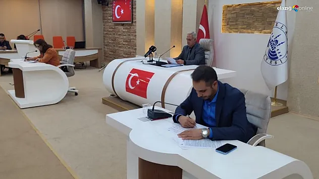 Elazığ Belediyesi Kasım ayı meclis toplantılarına zamla başladı! Suya yüzde 40 zam yapıldı