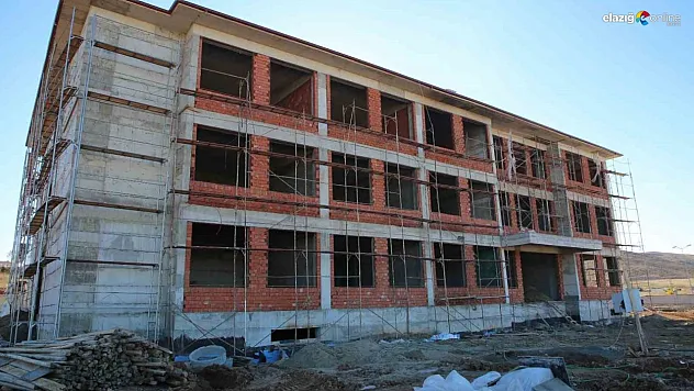 Başkan Şerifoğulları'nın eğitime desteği sürüyor