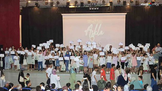 Elazığ'da 19 Branşta Yaz Eğitimi! Belediye Yaz Okulu Mezuniyetle Sona Erdi!