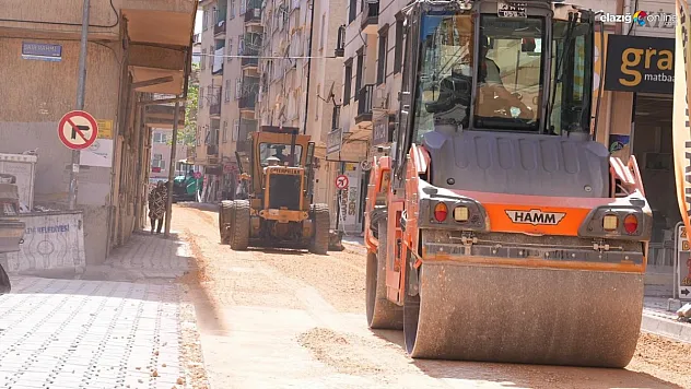 Elazığ'da Ulaşımda Konfor Artıyor: Yeni Mahalle ve Mimar Faruk Caddesi Asfaltlanıyor!