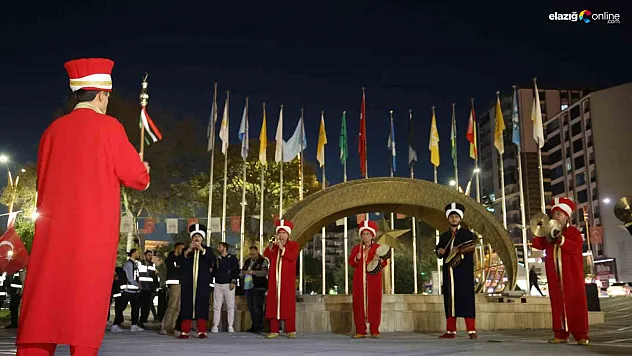 Elazığ'da 28. Uluslararası Hazar Şiir Akşamları Başladı