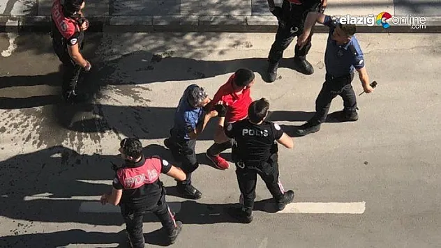 Elazığ'da 2 polisin yaralanmasına neden olan 3 şüpheli yakalandı