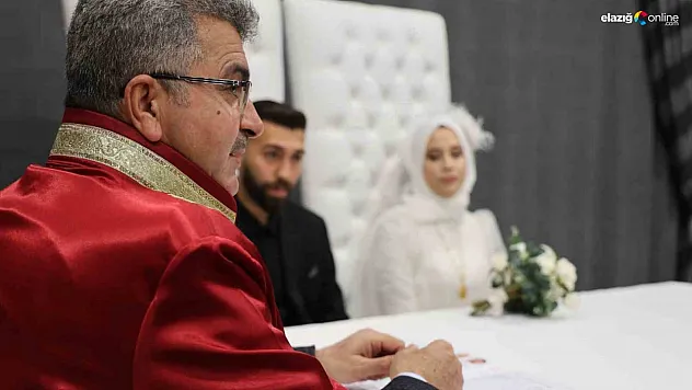 21 çift mutluluğa 24.04.2024'te 'Evet' dedi