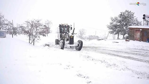 Elazığ'da 210 köy yolu ulaşıma kapandı