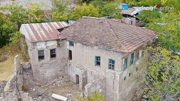300 yıllık konak 40 yıldır harabe durumda