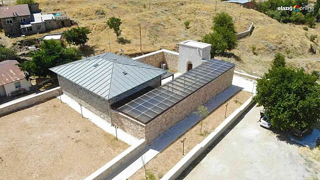 800 yıllık tarihi camiye vatandaşlardan yoğun ilgi