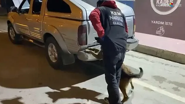 Elazığ'da Narkotik Operasyonu! Şüpheli Araçta 5 Kilo Metamfetamin Bulundu!