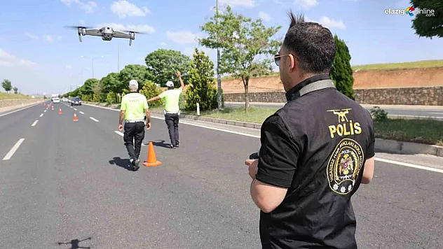 Elazığ'da Bayram Öncesi Sıkı Trafik Denetimi: Hatalı Sollamalara Dron Takibi!
