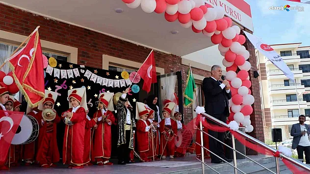 Elazığ'da Bed-i Besmele Coşkusu: Minik Hafızlar Kur'an-ı Kerim Tilavetiyle Göz Doldurdu!