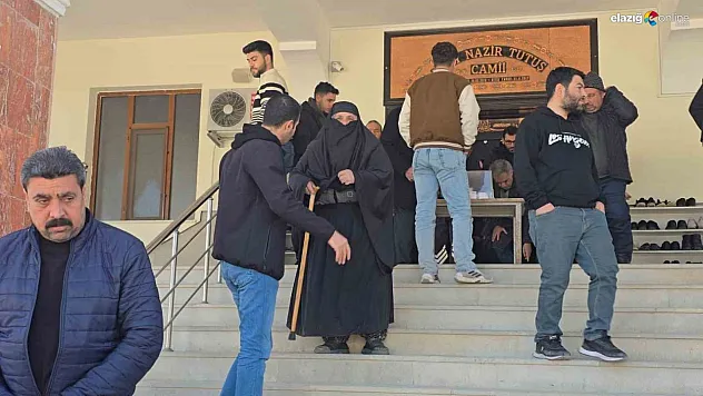 Elazığ'da Dilenci Operasyonu: Bir Saatte Kazandığı Para Şaşkına Çevirdi!