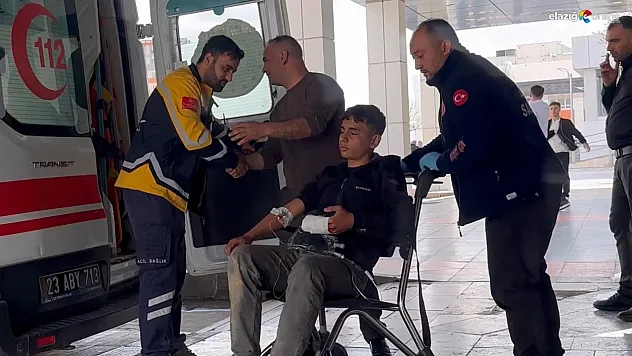 Bahçe Çalışması Kabusa Döndü! Elazığ'da Çocuk Çapa Makinesine Elini Kaptırdı!