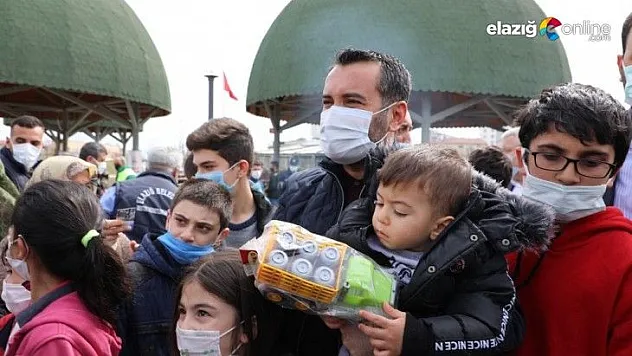 Elazığ'da coşkulu Nevruz kutlaması