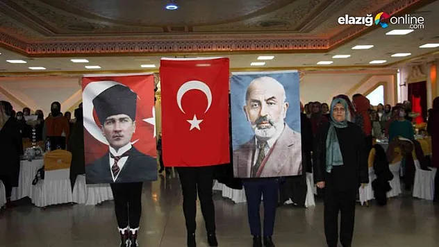 Eğitim Bir-Sen kadınları unutmadı