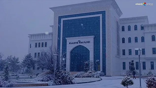 Elazığ'da eğitime kar molası: 9 Ocak Cuma günü okullar tatil edildi