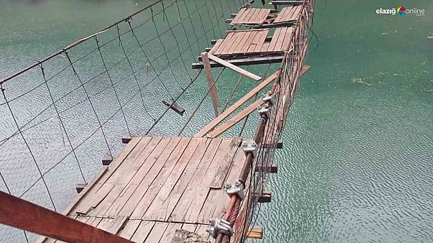 Golan Kaplıcalarını da Fırtına Vurdu: Asma Köprü Zarar Gördü!