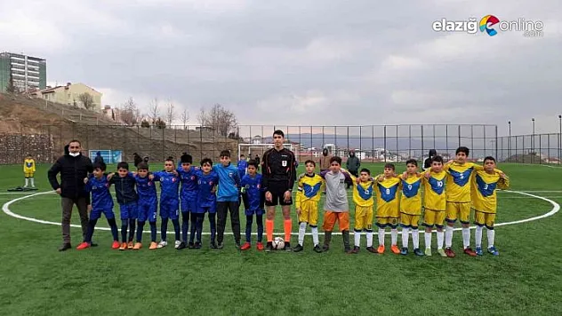 220 sporcunun katıldığı futbol müsabakaları sona erdi
