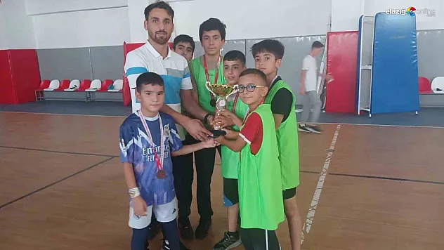 Elazığ'da Futsal Turnuvası Tamamlandı!