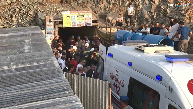 Göçük Altında Kalan İşçinin Cenazesi Hastane Morguna Kaldırıldı!