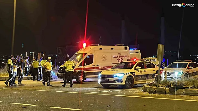 Elazığ'da iki araç çarpıştı! 2 yaralı