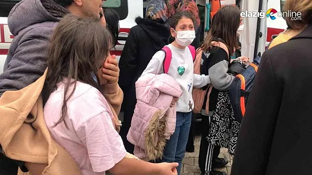 Elazığ'da 70 öğrenci hastaneye sevk edildi